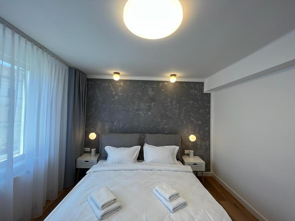 Square View Apartment Cluj-Napoca Exterior photo