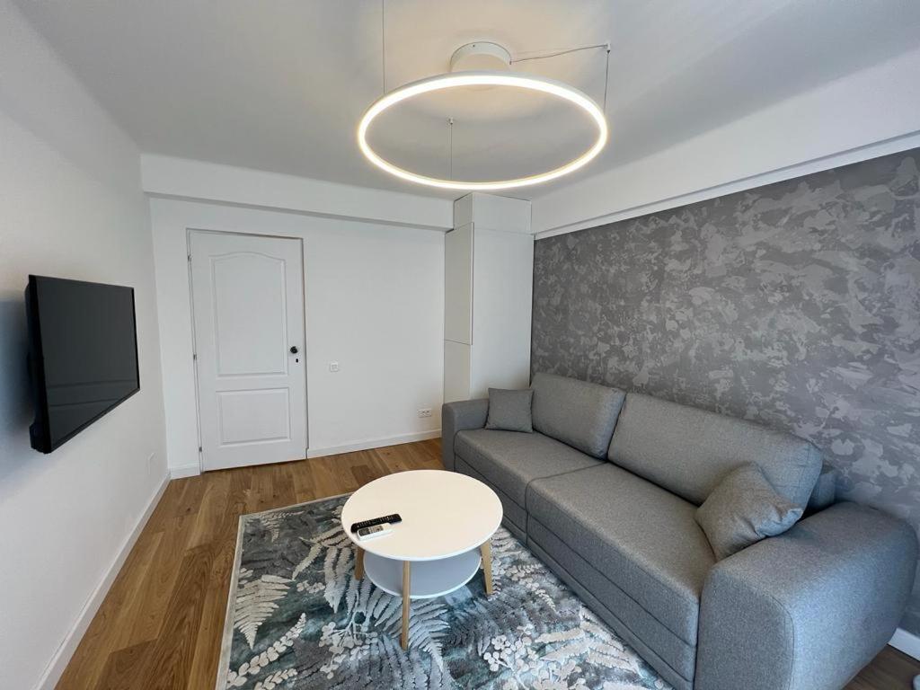 Square View Apartment Cluj-Napoca Exterior photo